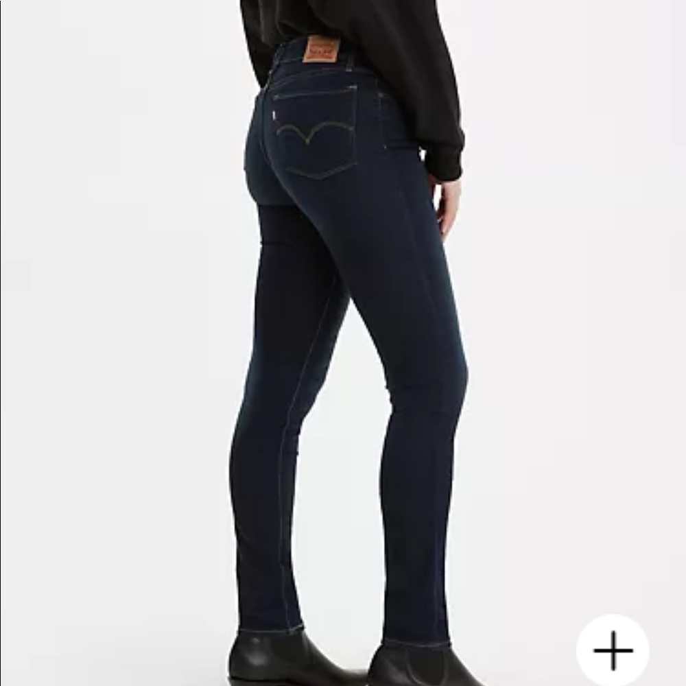 Levi’s 711 skinny Jean size 27